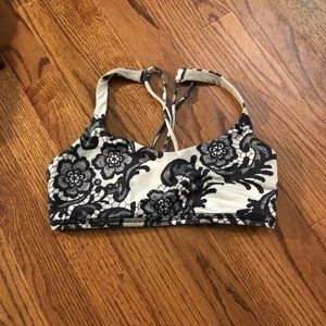 Lulu Lemon Sports Bra